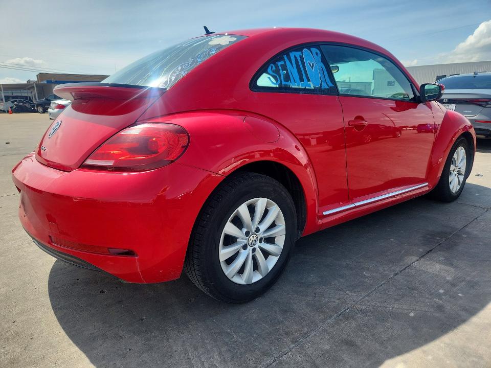 55106776 :رقم المزاد ، 3VWFD7AT6KM712199 vin ، 2019 Volkswagen Beetle مزاد بيع