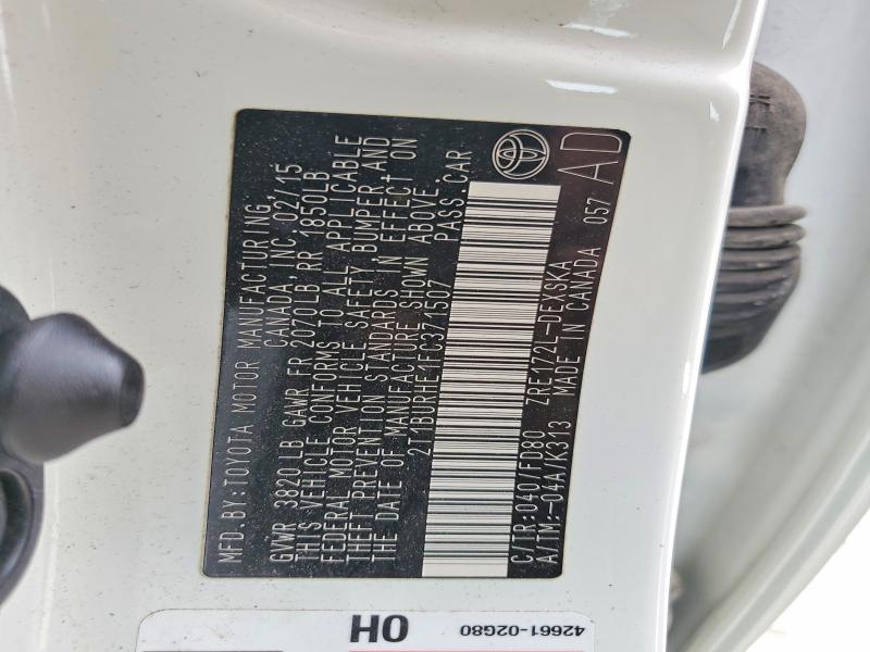 52884636 :رقم المزاد ، 2T1BURHE1FC371507 vin ، 2015 Toyota Corolla مزاد بيع
