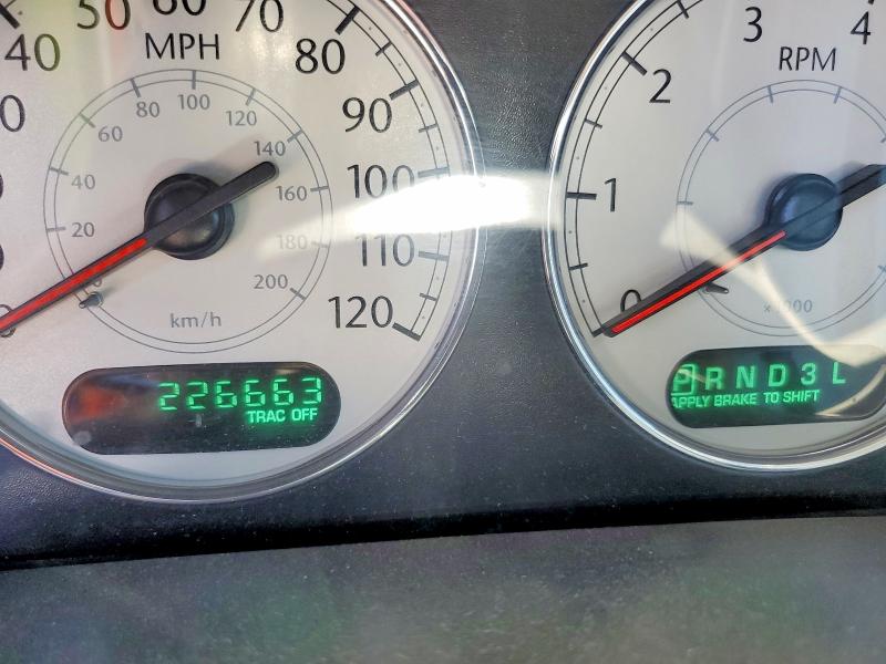 2005 Chrysler Town & Country მანქანა იყიდება აუქციონზე, vin: 2C8GP64L95R209282, აუქციონის ნომერი: 52602546