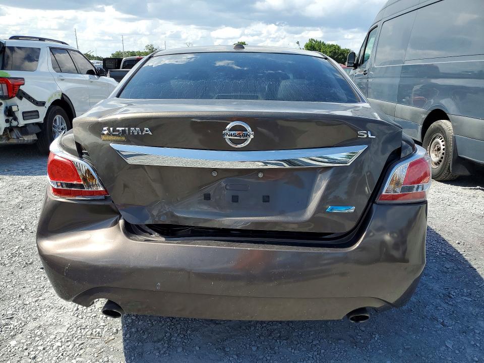 2014 Nissan Altima მანქანა იყიდება აუქციონზე, vin: 1N4AL3AP4EC115818, აუქციონის ნომერი: 53919586