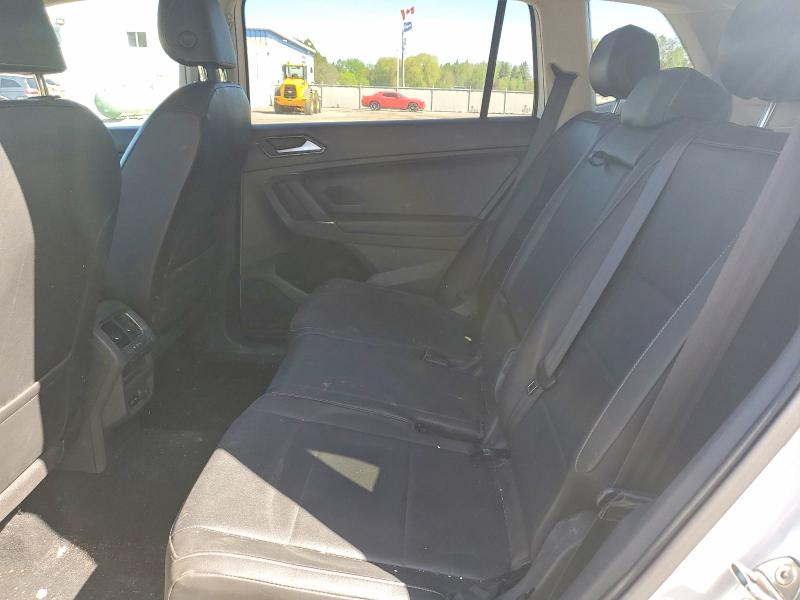Продажа на аукционе авто 2018 Volkswagen Tiguan, vin: 3VV2B7AXXJM100324, номер лота: 54115756