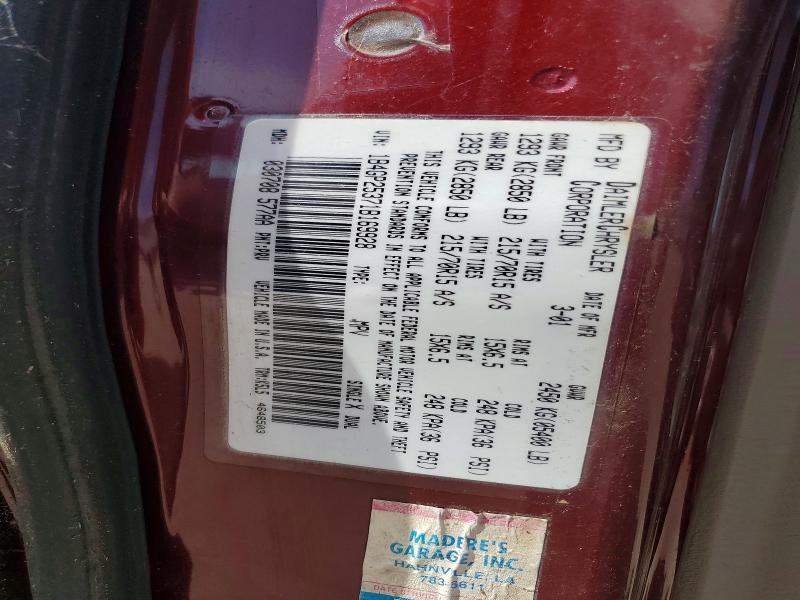 2001 Dodge Caravan მანქანა იყიდება აუქციონზე, vin: 1B4GP25371B169928, აუქციონის ნომერი: 51885846
