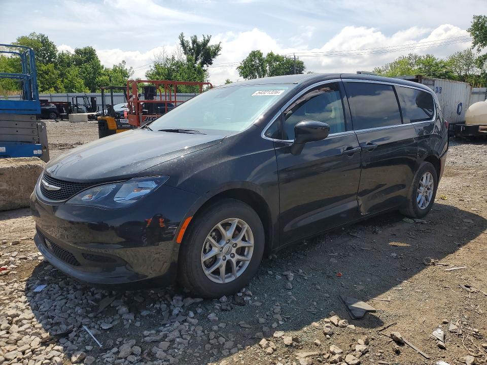 Auction sale of the 2017 Chrysler Pacifica, vin: 2C4RC1DG3HR654830, lot number: 54321326