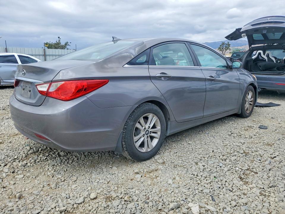 2013 Hyundai Sonata მანქანა იყიდება აუქციონზე, vin: 5NPEB4ACXDH515385, აუქციონის ნომერი: 55432976