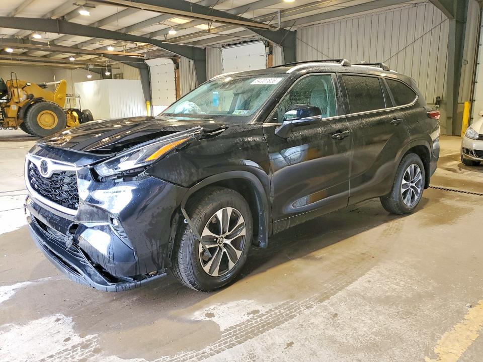 54207826 :رقم المزاد ، 5TDKDRBH0RS555223 vin ، 2024 Toyota Highlander مزاد بيع