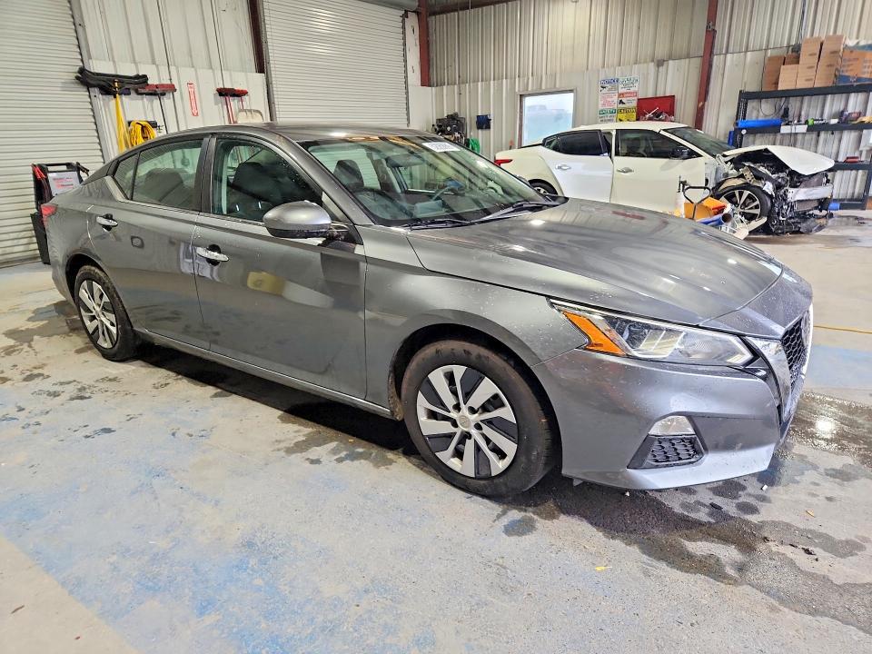 2019 Nissan Altima მანქანა იყიდება აუქციონზე, vin: 1N4BL4BV8KC232823, აუქციონის ნომერი: 52069906