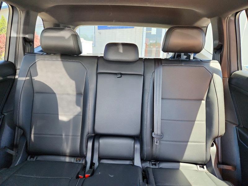 53301096 :رقم المزاد ، 3VV2B7AXXKM010284 vin ، 2019 Volkswagen Tiguan مزاد بيع