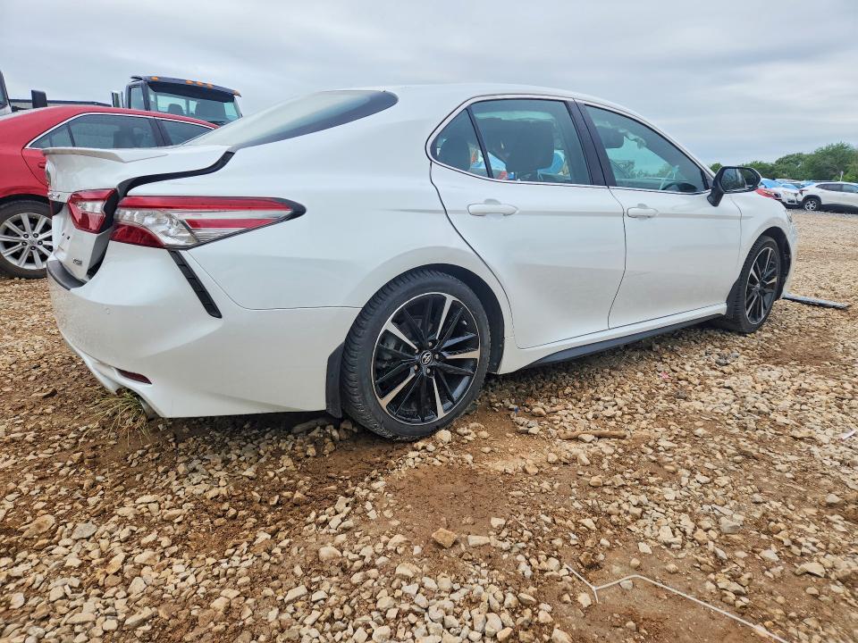 Aukcja sprzedaży 2018 Toyota Camry, vin: 4T1B61HK0JU066475, numer aukcji: 52322486