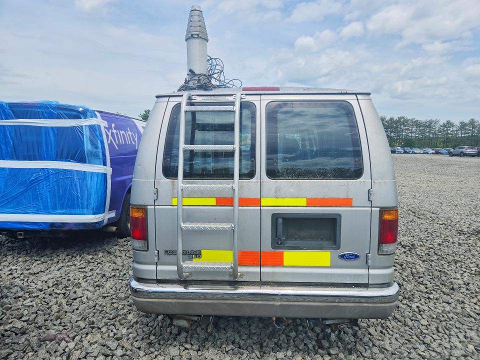 1992 Ford Econoline მანქანა იყიდება აუქციონზე, vin: 1FTHE24H0NHB38646, აუქციონის ნომერი: 51843166