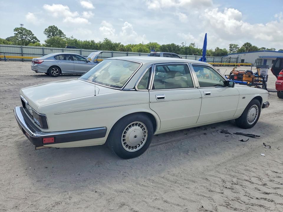 Продажа на аукционе авто 1992 Jaguar Xj6, vin: SAJKY1748NC663565, номер лота: 55272186