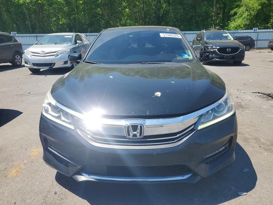 Продаж на аукціоні авто 2017 Honda Accord, vin: 1HGCR2F94HA251986, номер лоту: 54480326