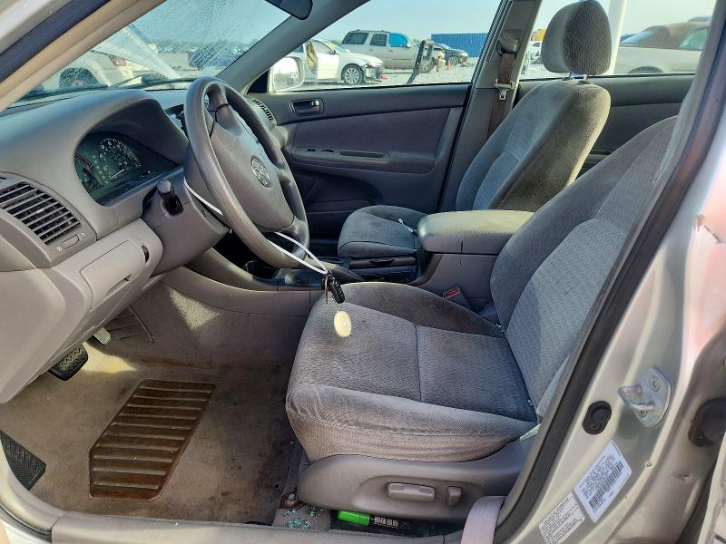 52836746 :رقم المزاد ، 4T1BE32K02U518871 vin ، 2002 Toyota Camry مزاد بيع