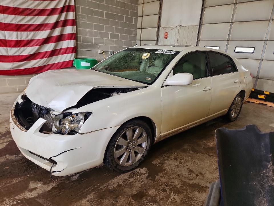 55031636 :رقم المزاد ، 4T1BK36B65U048191 vin ، 2005 Toyota Avalon مزاد بيع