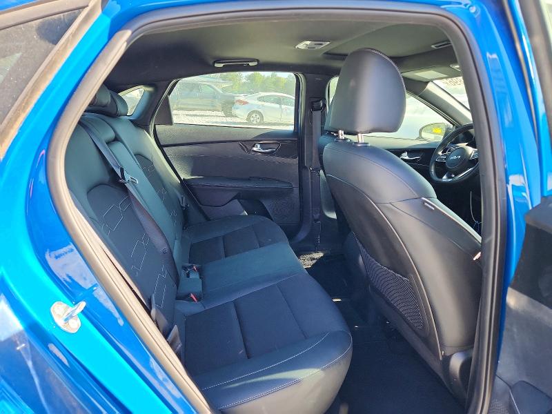 53448896 :رقم المزاد ، 3KPF54AD5NE472651 vin ، 2022 Kia Forte مزاد بيع