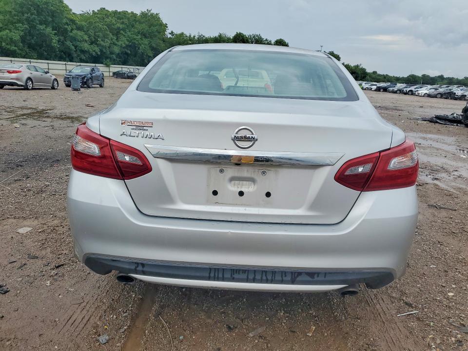55137136 :رقم المزاد ، 1N4AL3AP0JC289900 vin ، 2018 Nissan Altima مزاد بيع