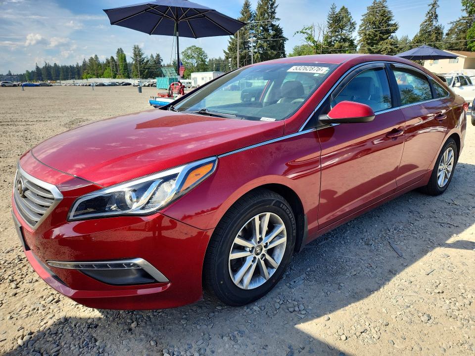 2015 Hyundai Sonata მანქანა იყიდება აუქციონზე, vin: 5NPE24AF3FH095448, აუქციონის ნომერი: 53262876