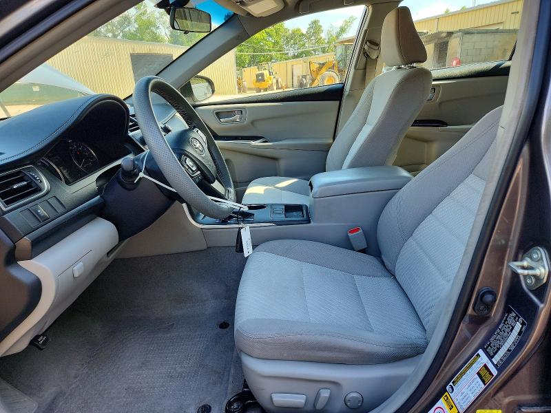 2017 Toyota Camry Hybrid მანქანა იყიდება აუქციონზე, vin: 4T1BD1FK3HU216484, აუქციონის ნომერი: 52647036