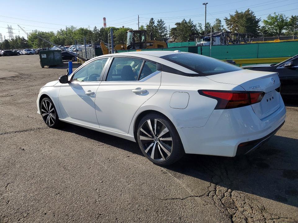 53257356 :رقم المزاد ، 1N4BL4CVXNN350072 vin ، 2022 Nissan Altima مزاد بيع