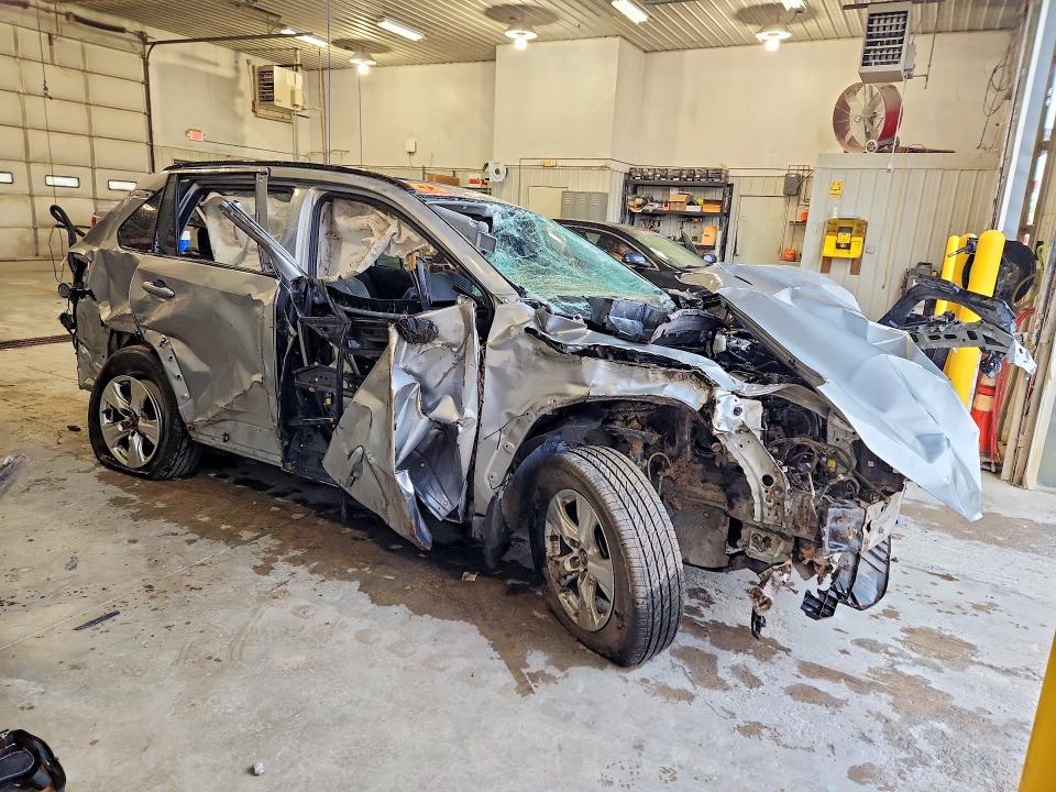 52060676 :رقم المزاد ، 2T3P1RFV4KW001038 vin ، 2019 Toyota Rav4 مزاد بيع