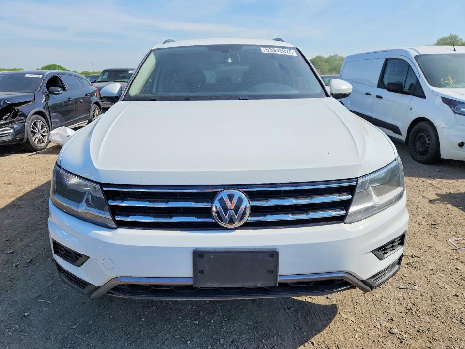Продажа на аукционе авто 2018 Volkswagen Tiguan, vin: 3VV2B7AX8JM042259, номер лота: 53948026