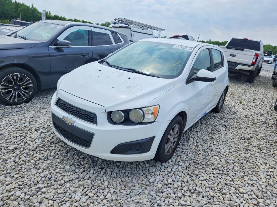 2015 Chevrolet Sonic მანქანა იყიდება აუქციონზე, vin: 1G1JA6SH0F4202127, აუქციონის ნომერი: 52694886