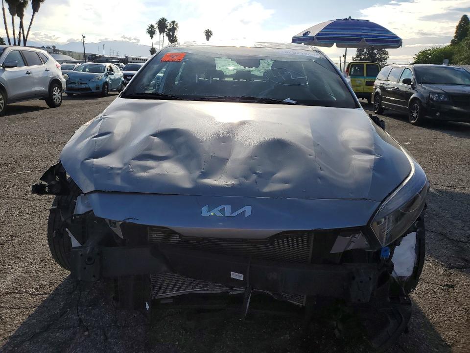 2023 Kia Forte მანქანა იყიდება აუქციონზე, vin: 3KPF54AD7PE554996, აუქციონის ნომერი: 52571936