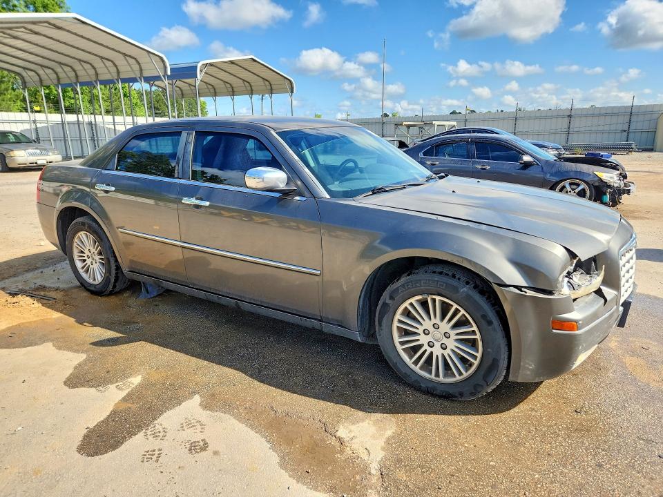 Продаж на аукціоні авто 2010 Chrysler 300, vin: 2C3CA5CV1AH241582, номер лоту: 53740846