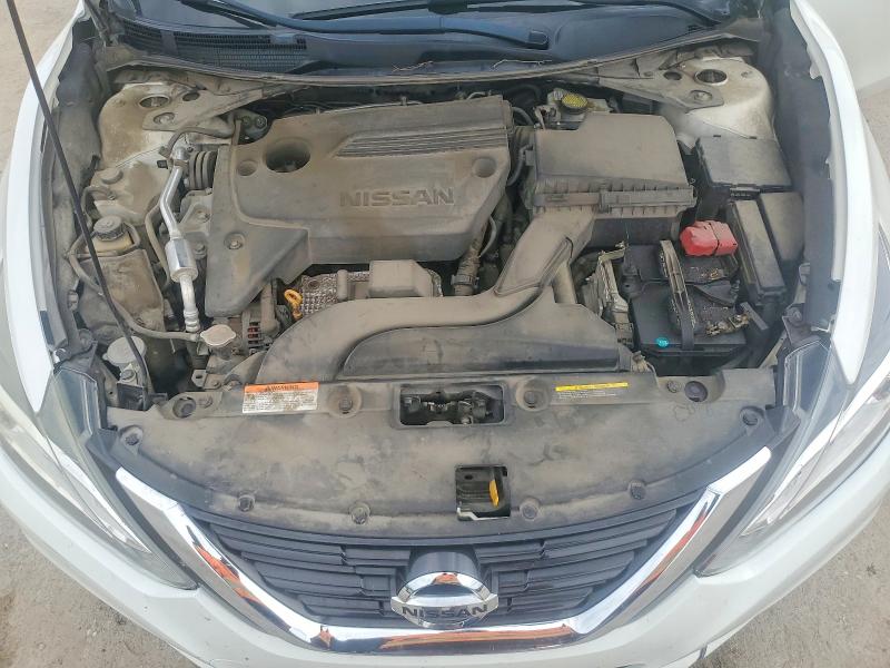 53324356 :رقم المزاد ، 1N4AL3AP1JC273012 vin ، 2018 Nissan Altima مزاد بيع