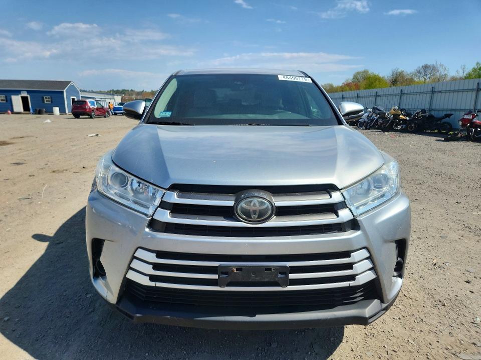 48498776 :رقم المزاد ، 5TDBZRFH3HS406511 vin ، 2017 Toyota Highlander مزاد بيع