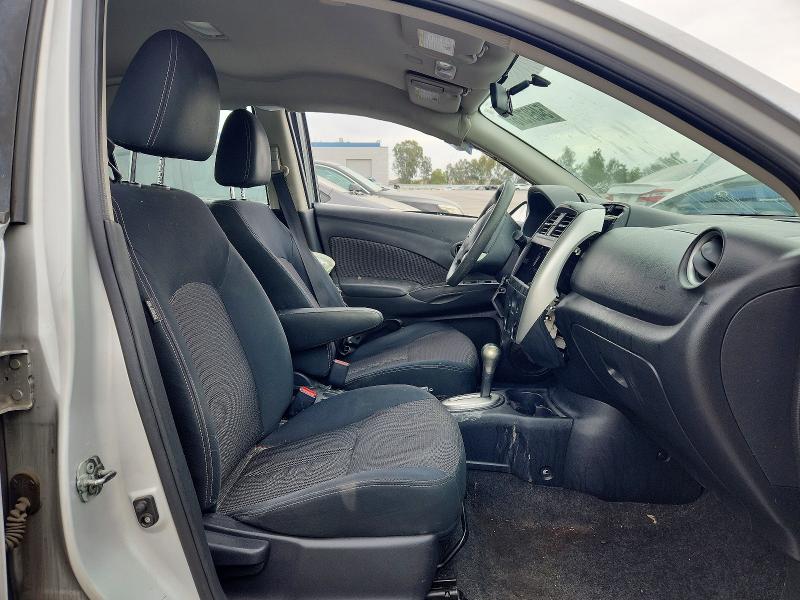 54697376 :رقم المزاد ، 3N1CN7APXGL826843 vin ، 2016 Nissan Versa مزاد بيع