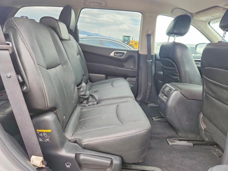 Продажа на аукционе авто 2017 Nissan Pathfinder, vin: 5N1DR2MM6HC619174, номер лота: 52663026