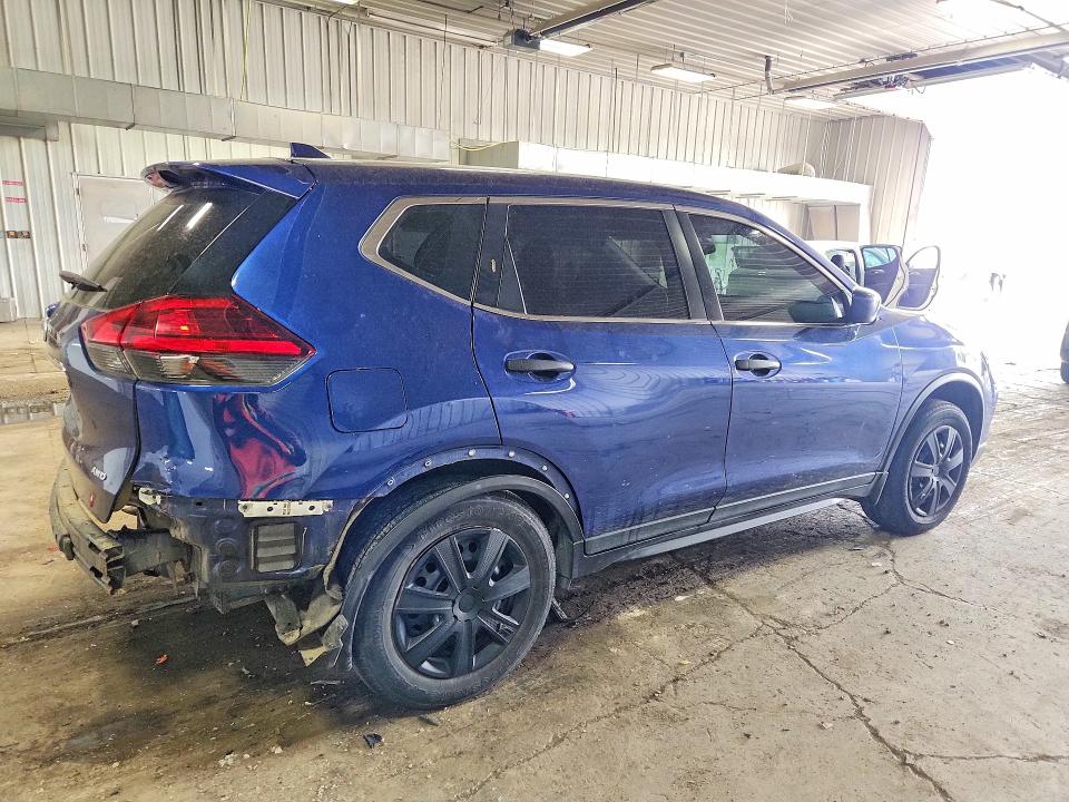 2017 Nissan Rogue მანქანა იყიდება აუქციონზე, vin: 5N1AT2MV9HC785136, აუქციონის ნომერი: 54516736