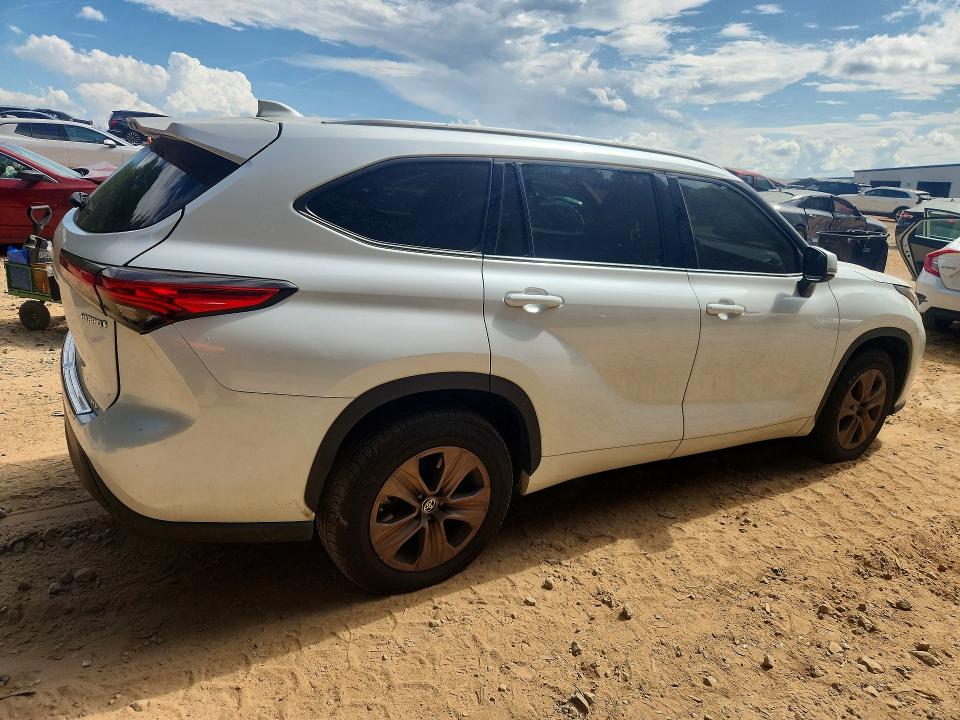 54502976 :رقم المزاد ، 5TDAARAH4NS513069 vin ، 2022 Toyota Highlander Hybrid مزاد بيع