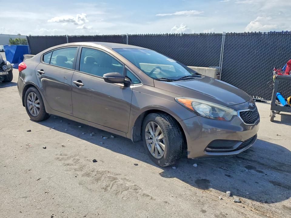 2014 Kia Forte მანქანა იყიდება აუქციონზე, vin: KNAFX4A64E5175505, აუქციონის ნომერი: 55006036
