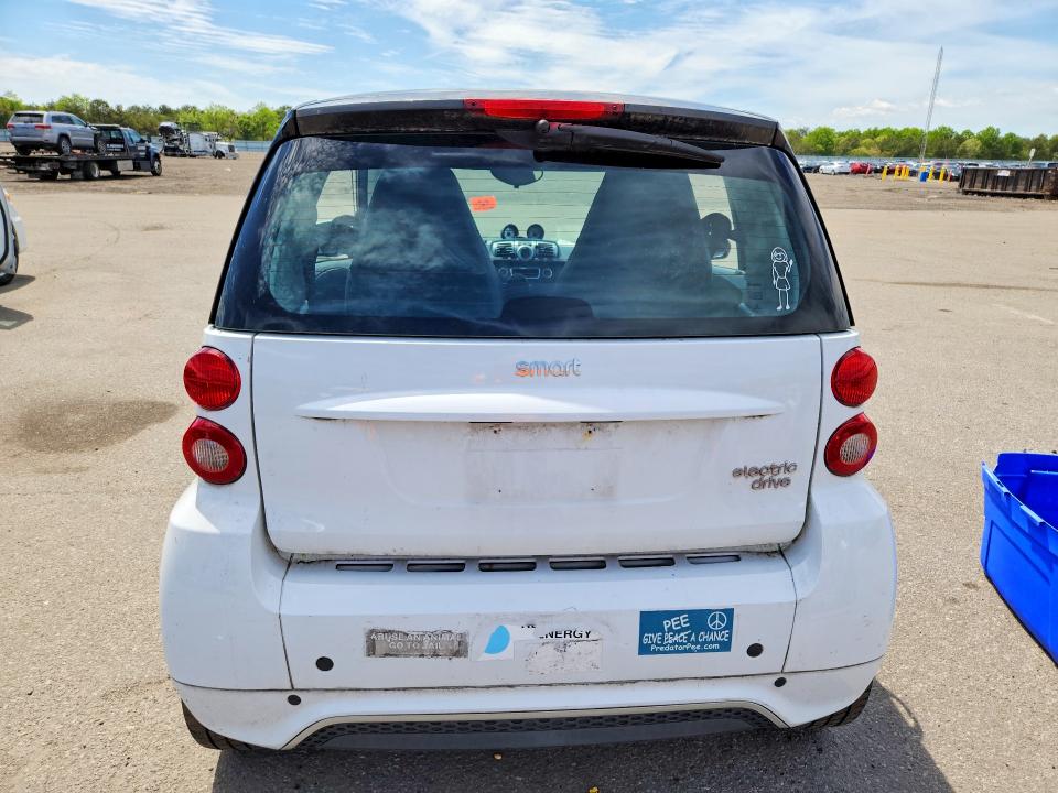 2016 Smart Fortwo მანქანა იყიდება აუქციონზე, vin: WMEEJ9AA1GK842182, აუქციონის ნომერი: 54584686