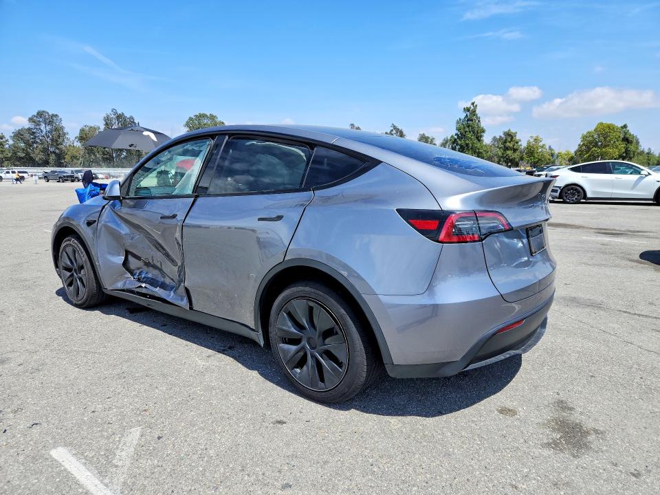 52432376 :رقم المزاد ، 7SAYGDED7SF313233 vin ، 2025 Tesla Model Y مزاد بيع