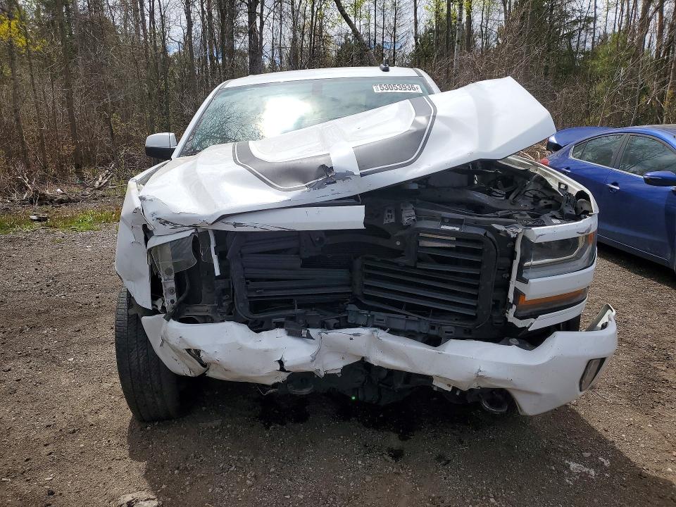 53053936 :رقم المزاد ، 3GCUKREC2JG286031 vin ، 2018 Chevrolet Silverado مزاد بيع