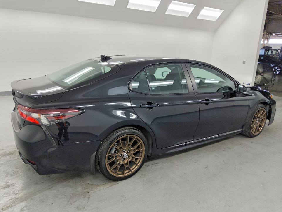 53573306 :رقم المزاد ، 4T1G31AK8PU048839 vin ، 2023 Toyota Camry Hybrid مزاد بيع