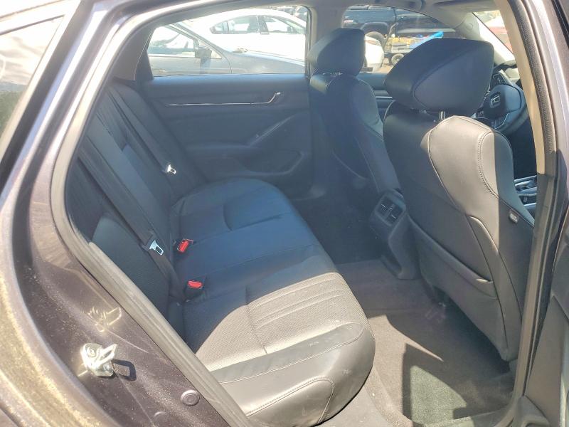 Продажа на аукционе авто 2018 Honda Accord, vin: 1HGCV1F56JA200143, номер лота: 53928096