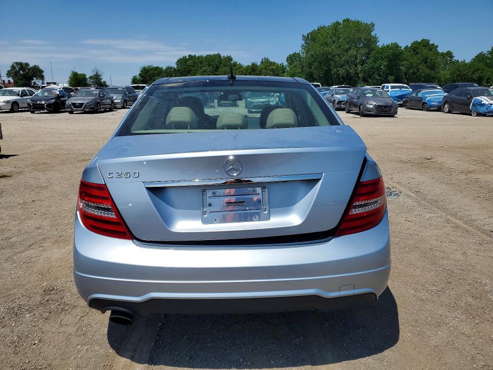 2014 Mercedes-benz C მანქანა იყიდება აუქციონზე, vin: WDDGF4HB9EG167178, აუქციონის ნომერი: 55047446