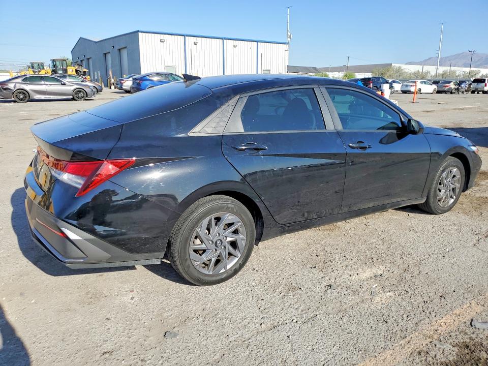 53994156 :رقم المزاد ، KMHLM4DGXRU697873 vin ، 2024 Hyundai Elantra مزاد بيع