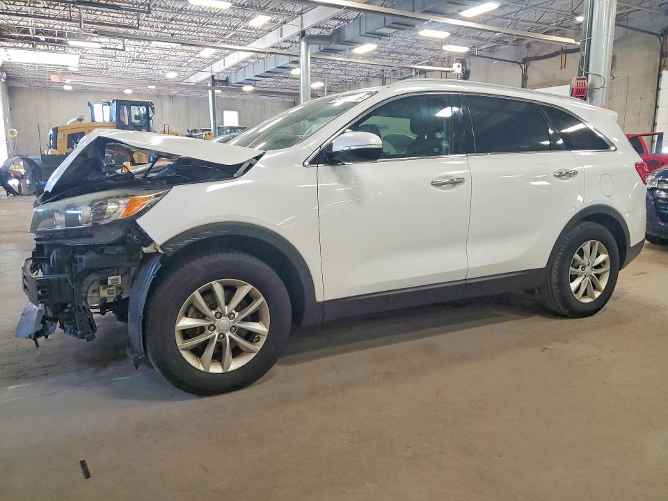 Auction sale of the 2016 Kia Sorento, vin: 5XYPG4A33GG052687, lot number: 54854946