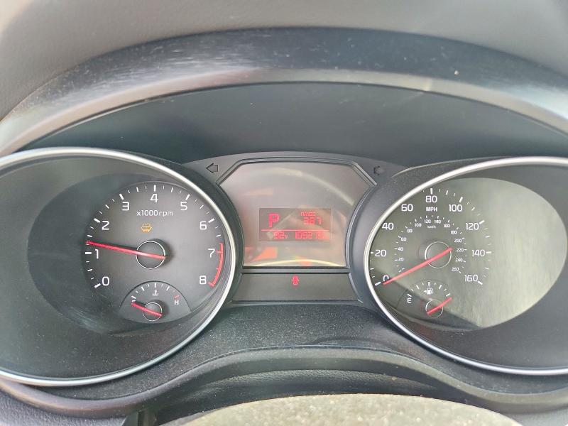 55137286 :رقم المزاد ، KNDMB5C18F6040054 vin ، 2015 Kia Sedona مزاد بيع