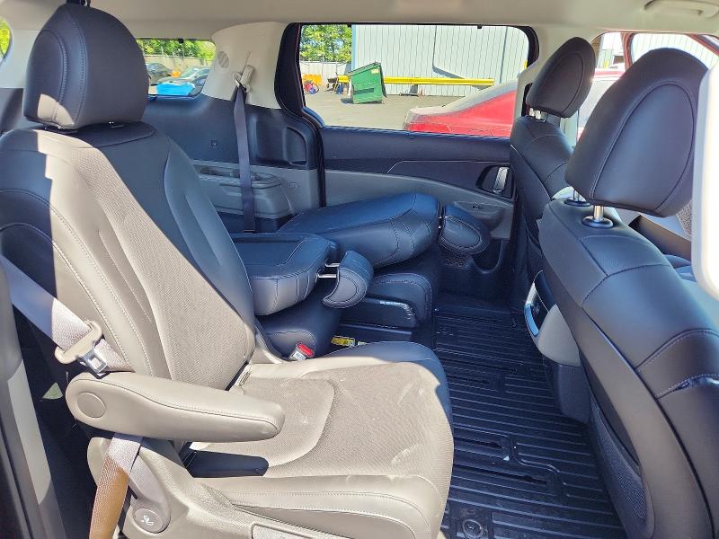 2026 Kia Carnival მანქანა იყიდება აუქციონზე, vin: KNDNC5KAXT6156578, აუქციონის ნომერი: 52545196