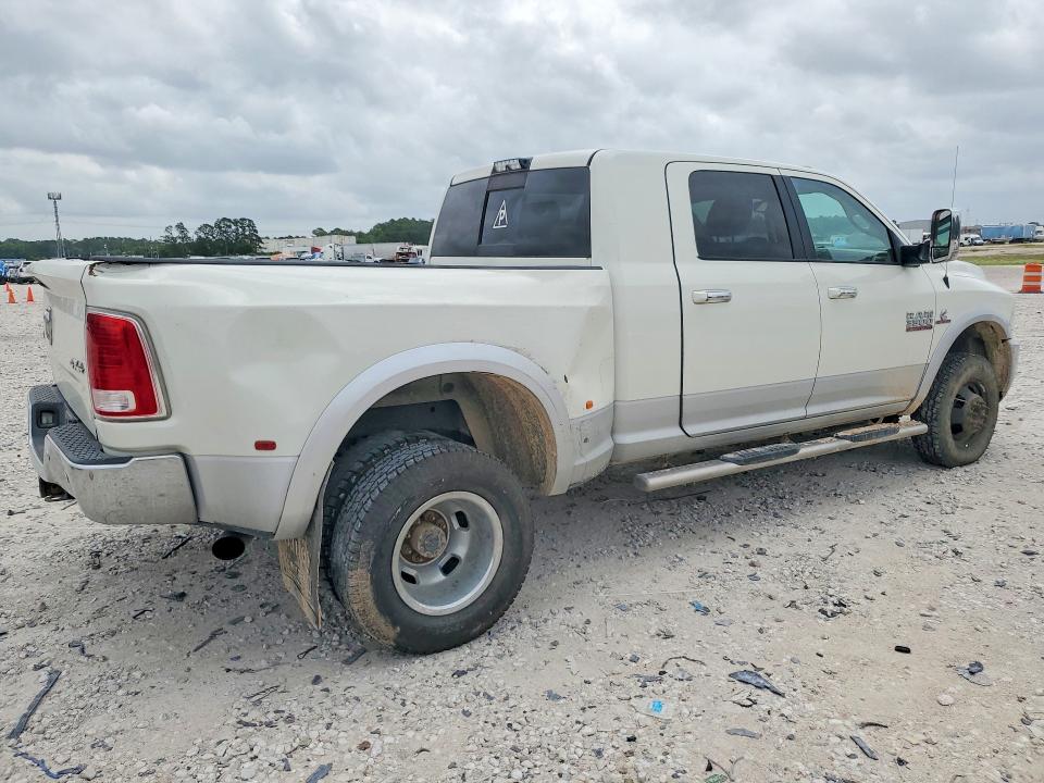 53711836 :رقم المزاد ، 3C63RRML2JG339746 vin ، 2018 Ram 3500 مزاد بيع