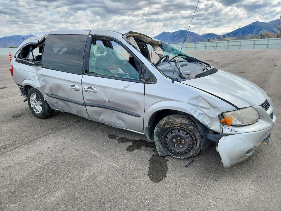 52863816 :رقم المزاد ، 2B4GP44352R658909 vin ، 2002 Dodge Grand Caravan مزاد بيع