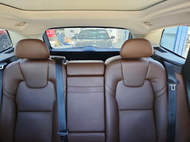 2018 Volvo Xc60 მანქანა იყიდება აუქციონზე, vin: YV4102RL4J1025800, აუქციონის ნომერი: 53229886