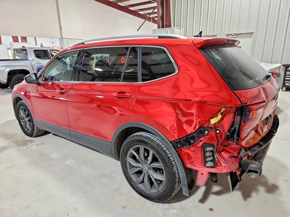 54073966 :رقم المزاد ، 3VV3B7AX1NM129849 vin ، 2022 Volkswagen Tiguan مزاد بيع