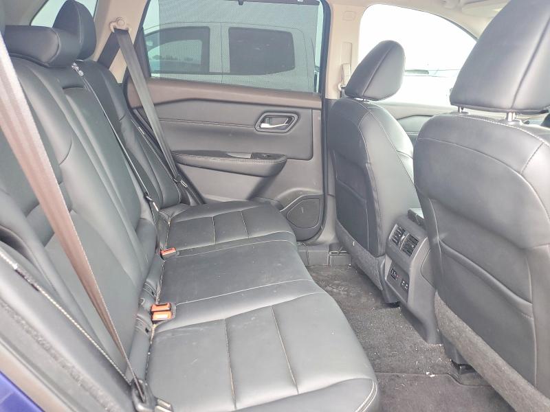 52643396 :رقم المزاد ، 5N1BT3CA3NC707326 vin ، 2022 Nissan Rogue مزاد بيع