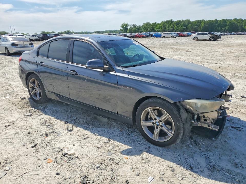 52358556 :رقم المزاد ، WBA3A5G55CNP16583 vin ، 2012 Bmw 328 مزاد بيع